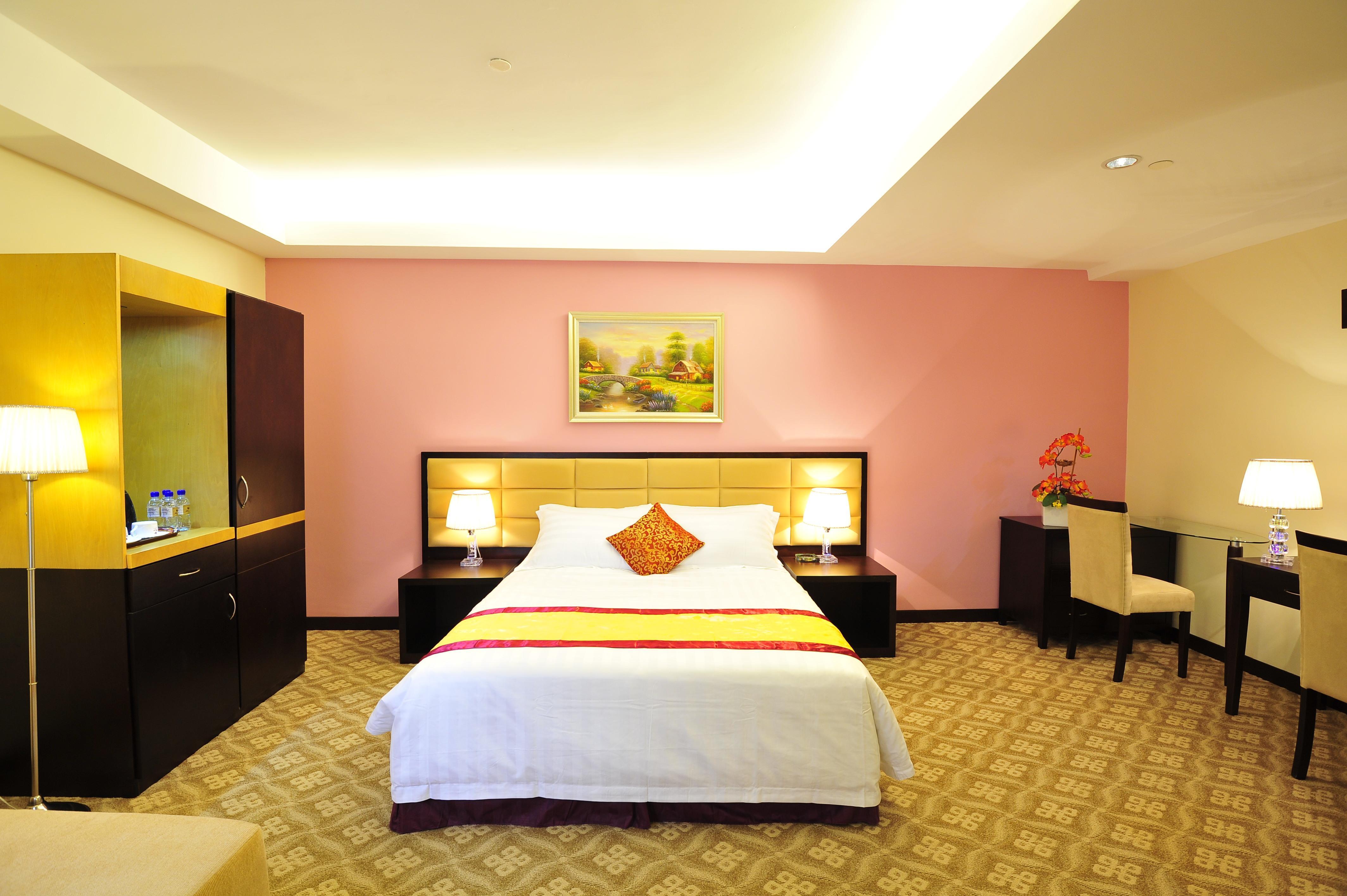 Hallmark Crown Hotel Malacca Exterior foto