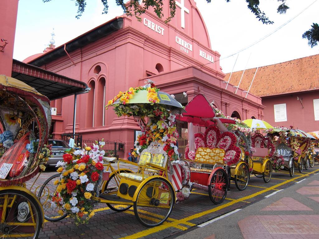 Hallmark Crown Hotel Malacca Exterior foto